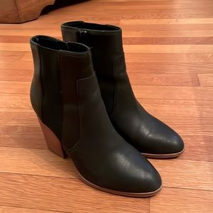 Soludos Emma leather booties